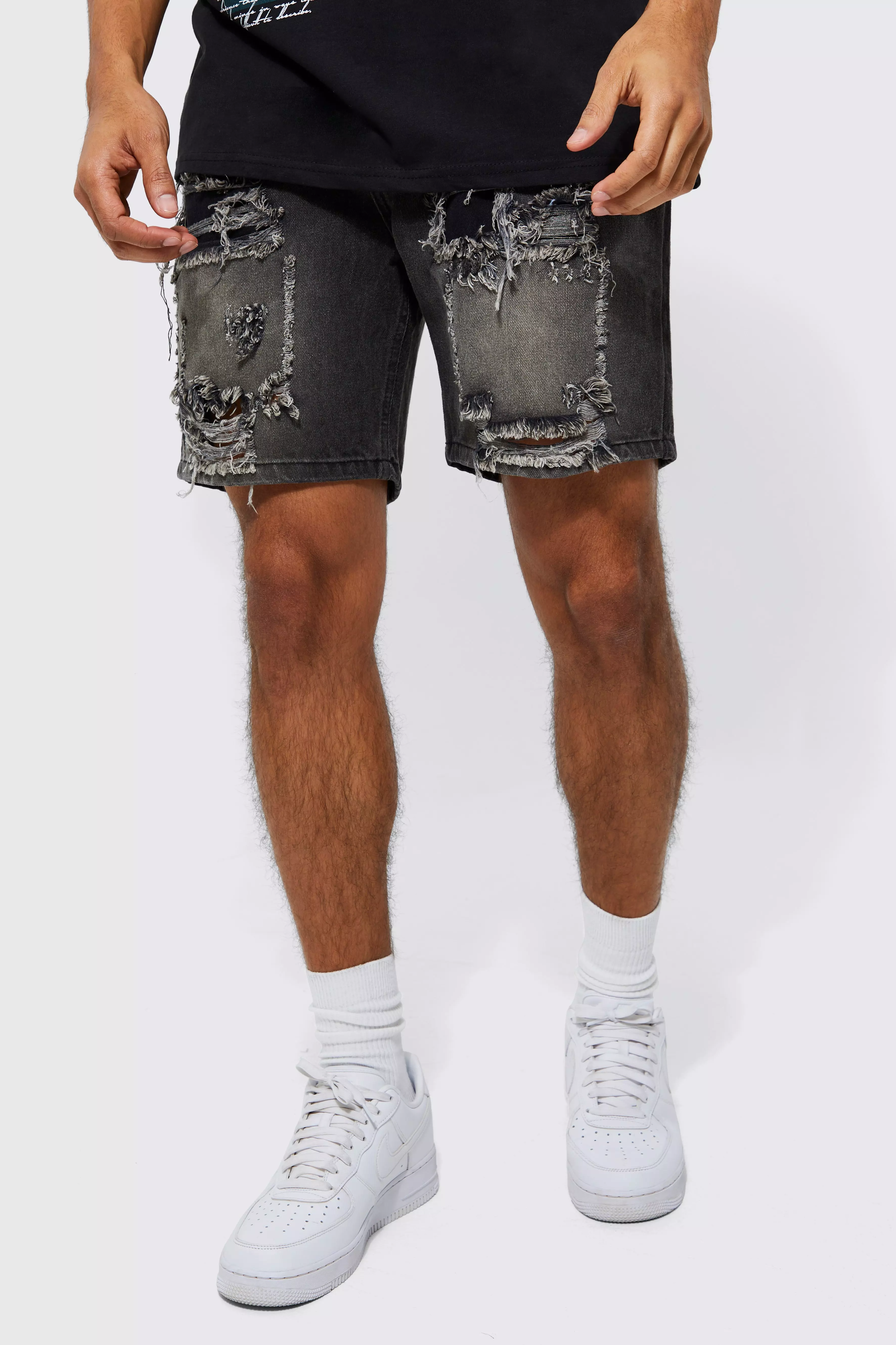 Ripped denim shorts mens on sale outfit